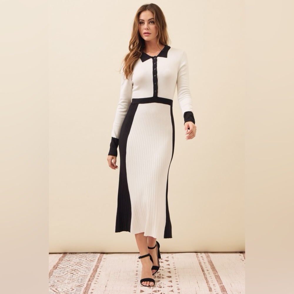 Knit Colorblock Pleated Midi Dress